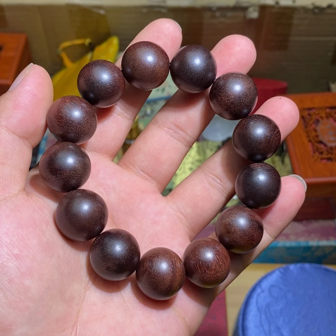 大叶紫檀（黑酸枝木类）