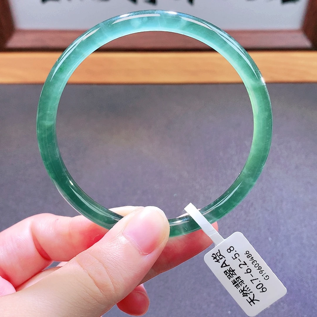 翡翠未镶嵌手镯天然翡翠