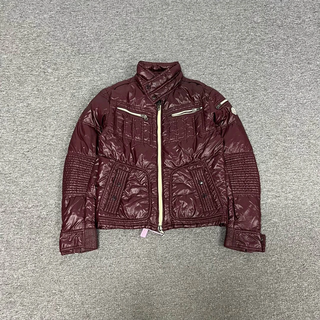 99新 MONCLER 蒙口 酒红色羽绒服1码