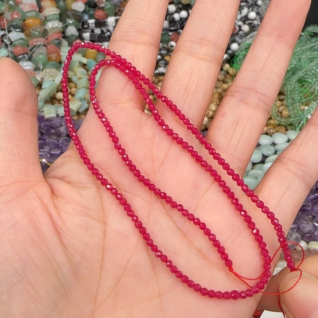 玛瑙/玉髓合金珠宝半成品红刚玉2mm切面一条