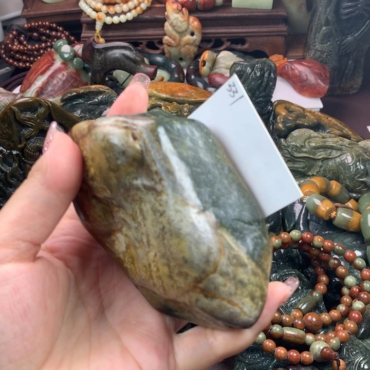 岫岩河磨玉（透闪石质玉）把件未镶嵌