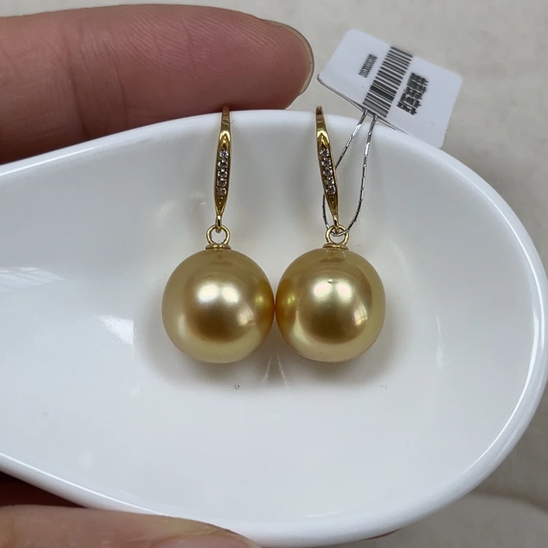 18K金镶嵌耳饰海水珍珠11-12mm