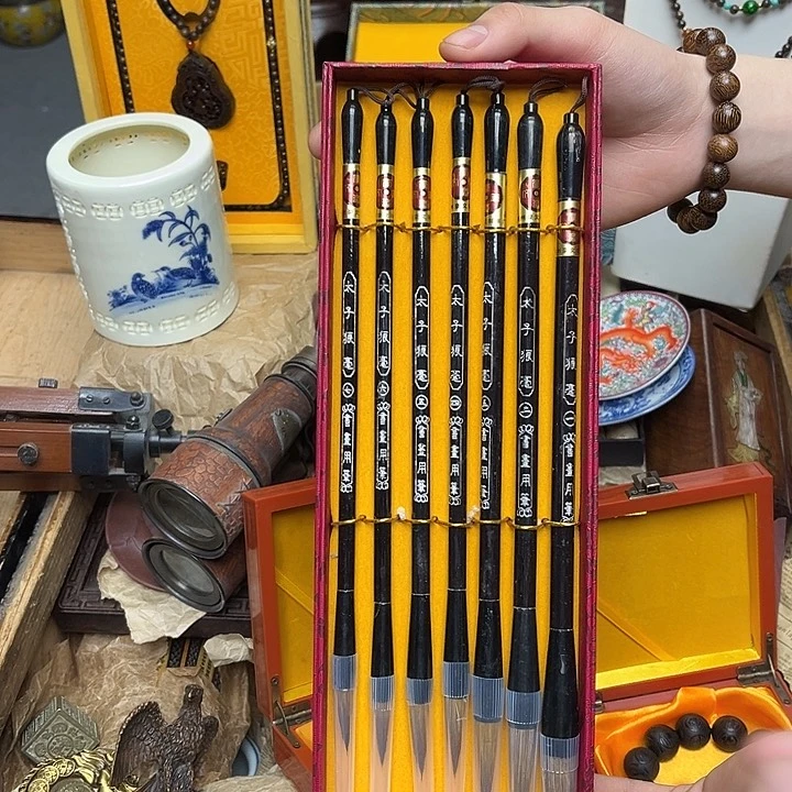 大叶紫檀（黑酸枝木类）