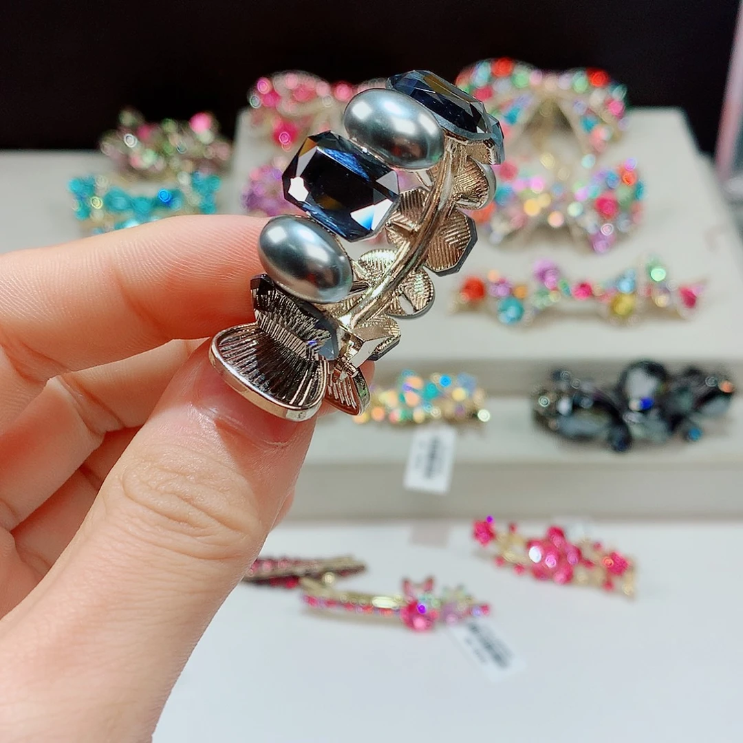 皮质铁合金发饰好看