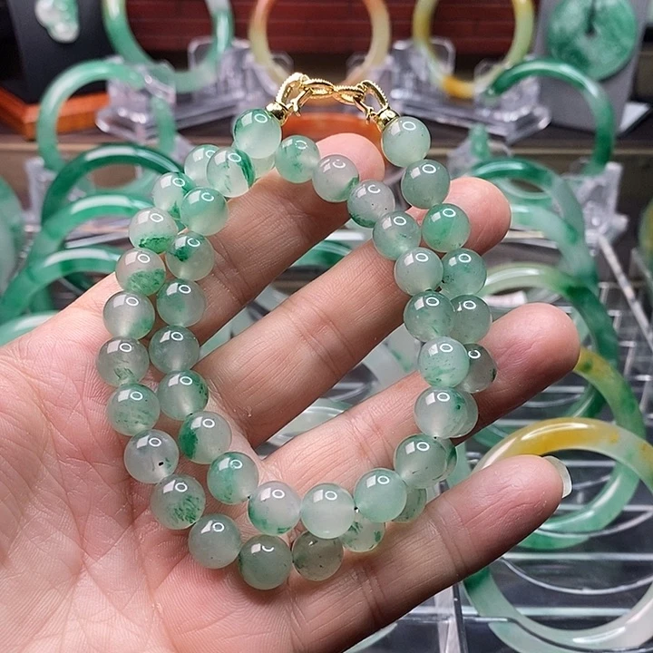 石英质玉颈饰未镶嵌