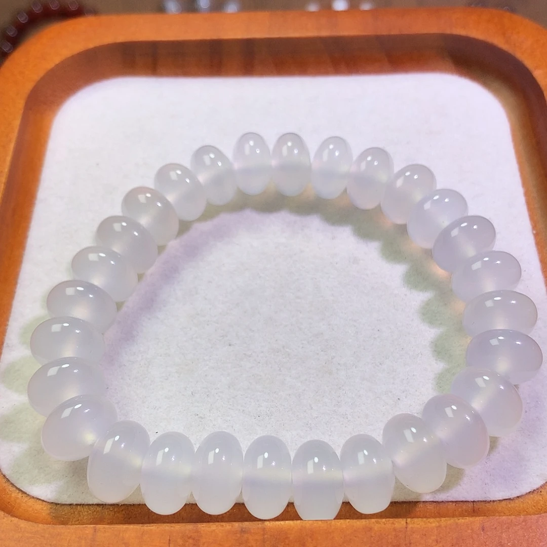玛瑙/玉髓未镶嵌手链福利款。白色算盘珠手串
