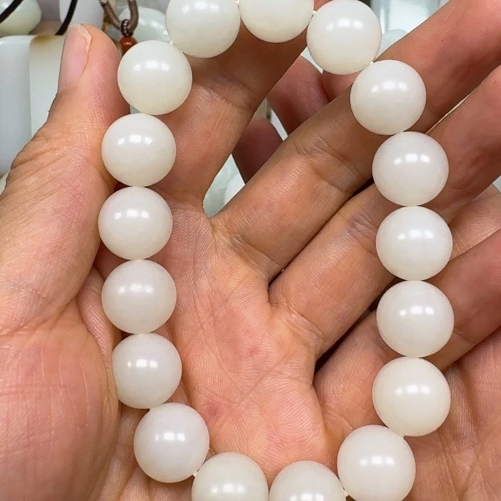 李***朝手串未镶嵌和田玉