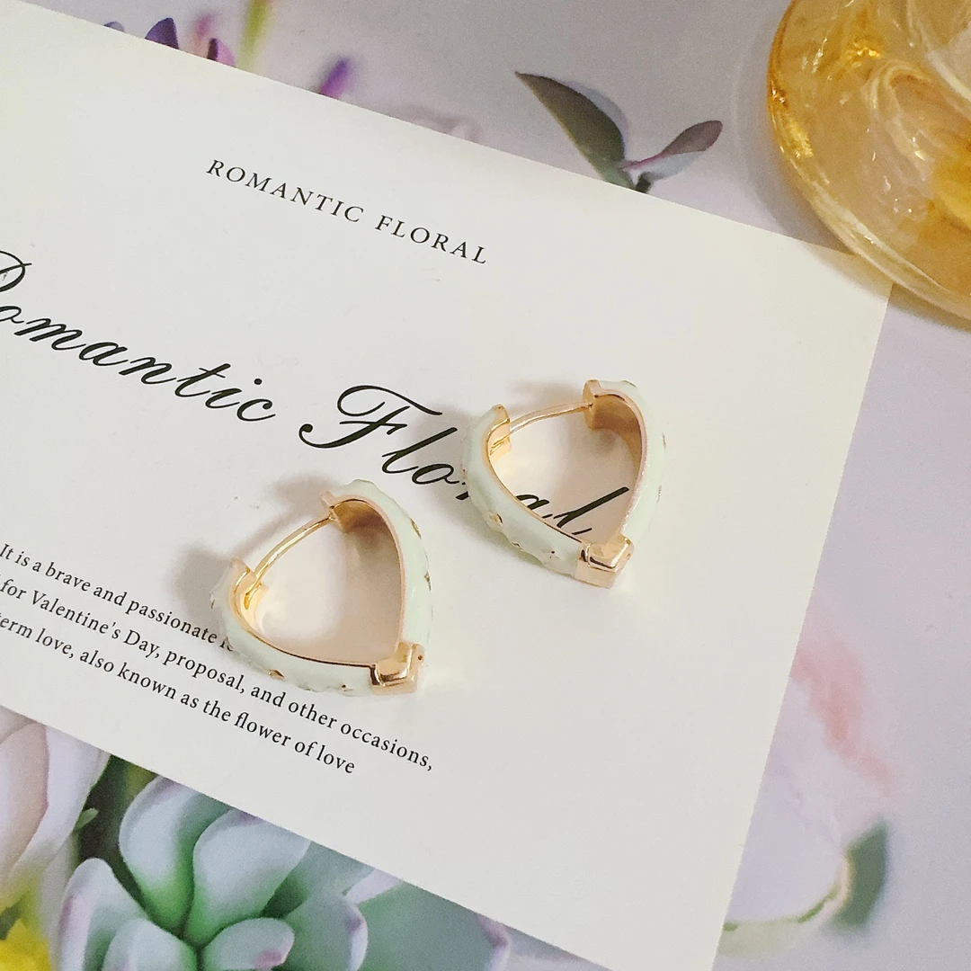 铜合金耳饰 铜合金耳饰 4268 时尚潮流心形耳扣