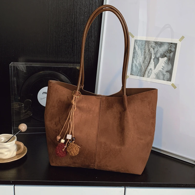 复古大容量包包女2025秋冬新款休闲简约单肩手提包百搭通勤托特包