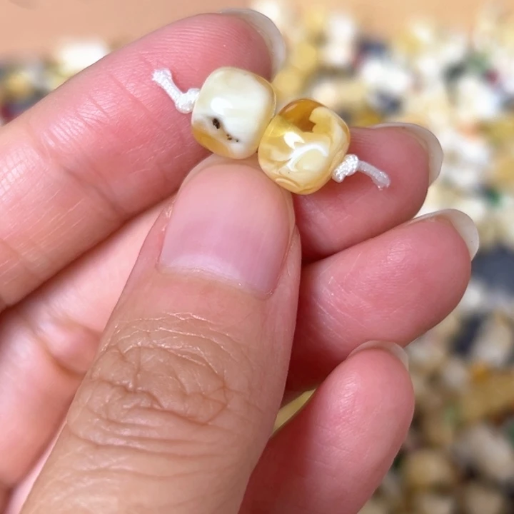 裸石蜜蜡未镶嵌8.5mm一对