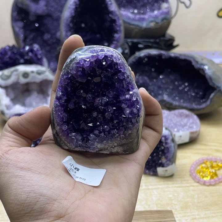 未镶嵌大型摆件（非配饰）紫晶