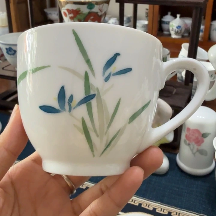 醴陵釉下手绘杯子微瑕