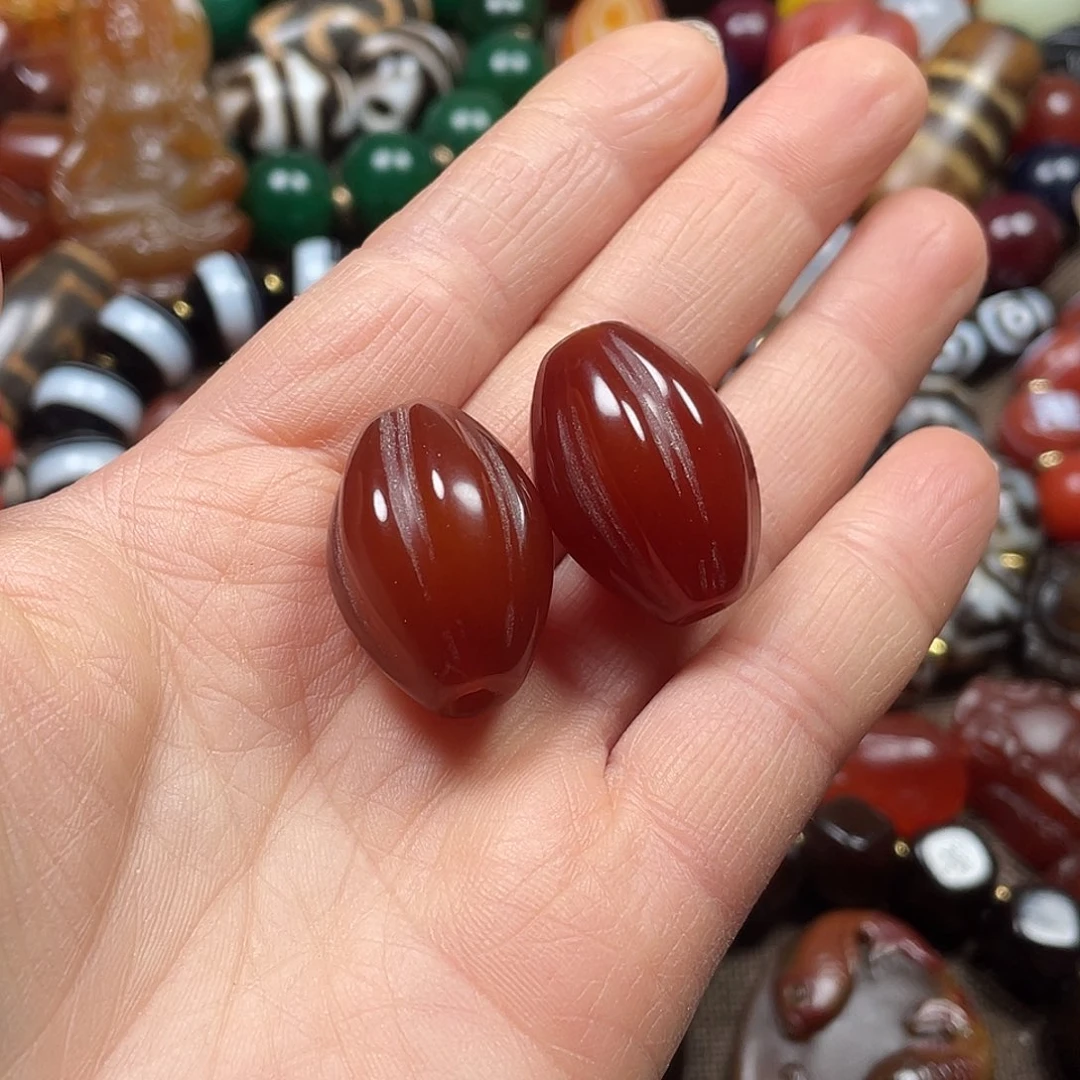 王***宇玛瑙/玉髓未镶嵌挂件