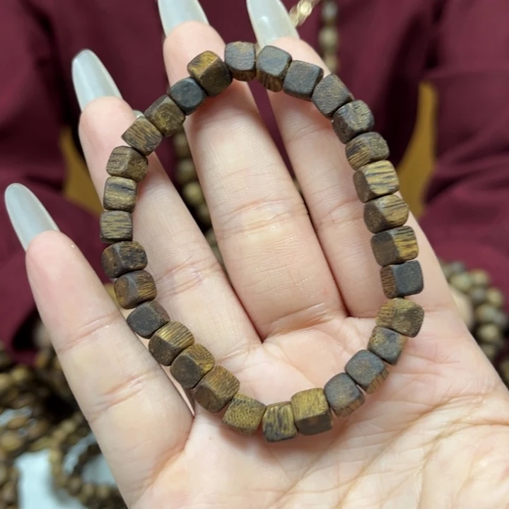 沉香手串0.6方珠单圈多样性发1