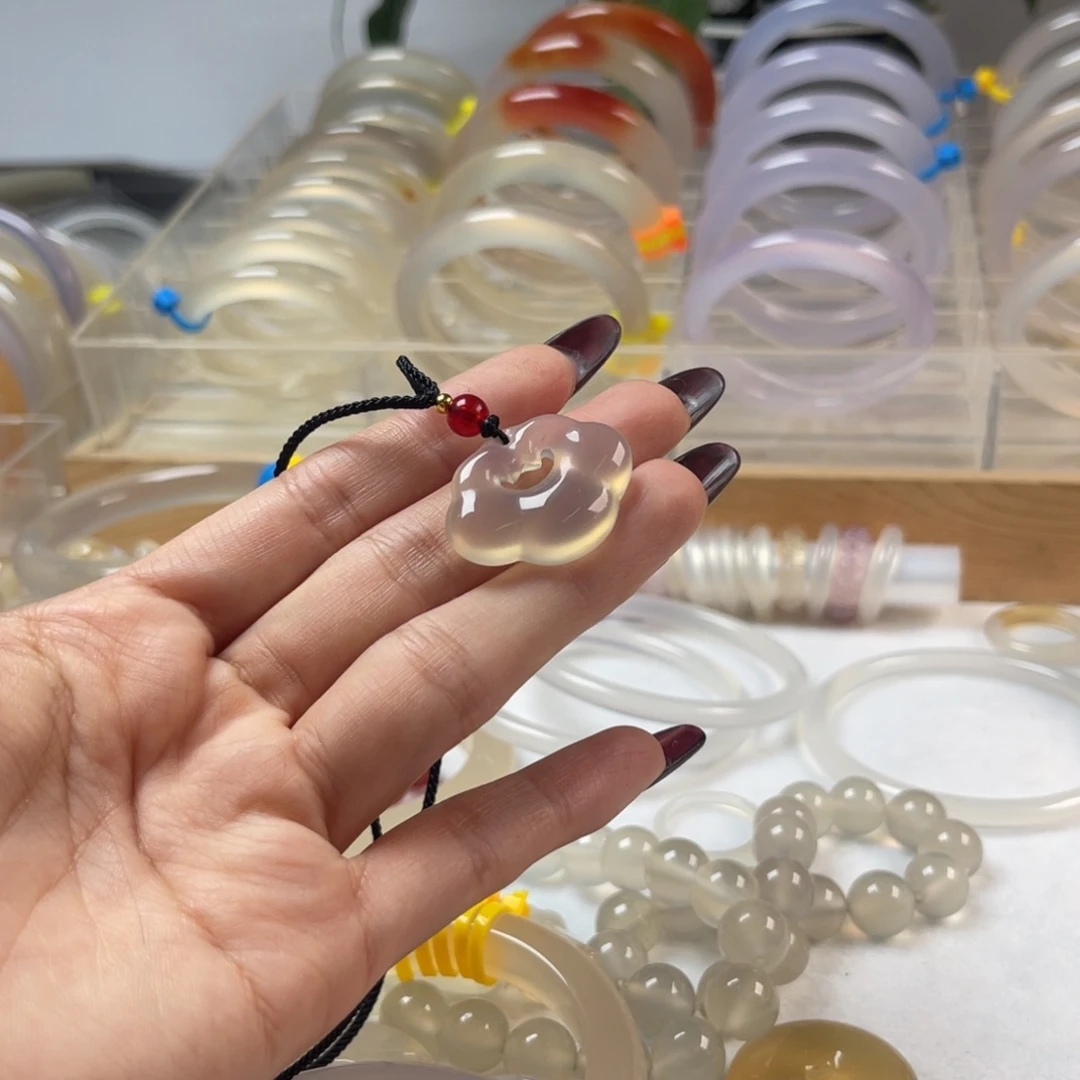 手镯玛瑙/玉髓未镶嵌