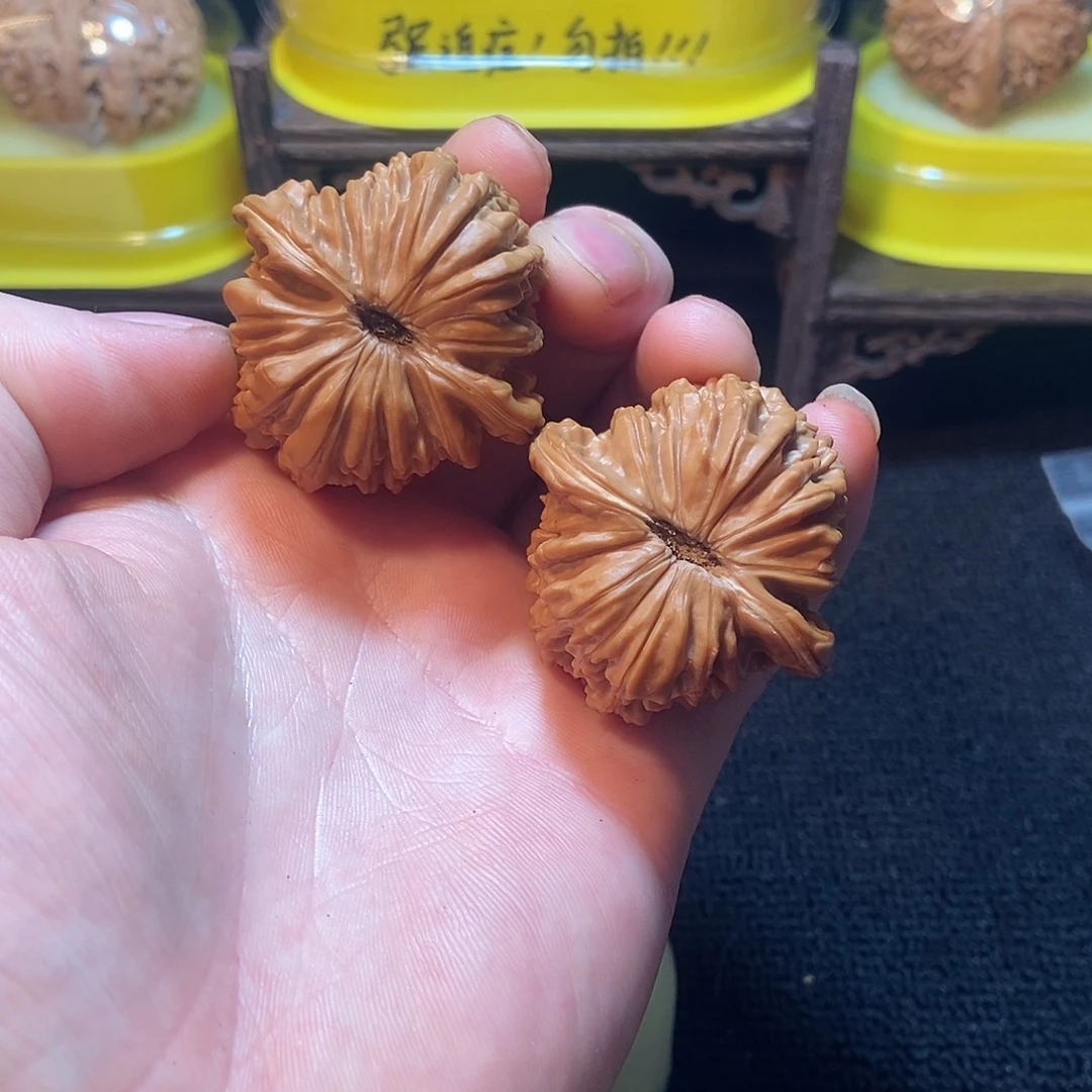 核桃文玩核桃把件四座楼42