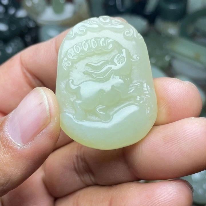 和田玉颈饰铂Pt950镶嵌