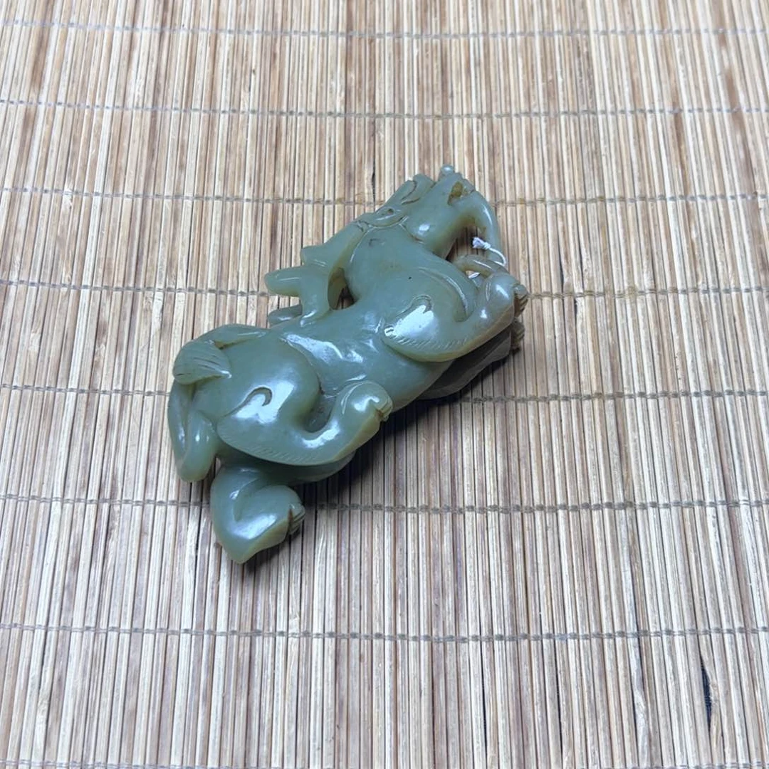 未镶嵌和田玉把件