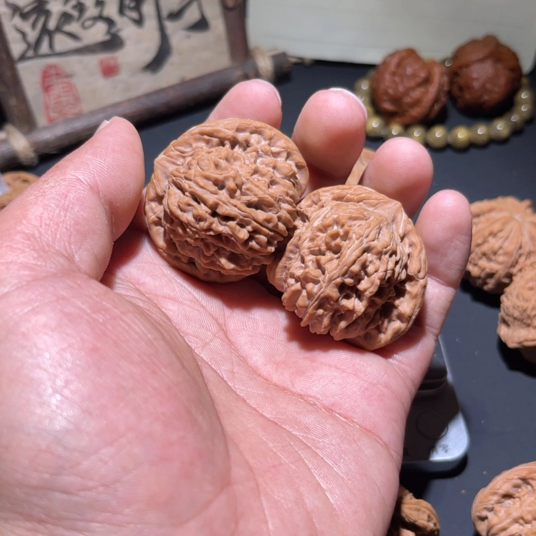 文玩核桃把件拾*肆楼子