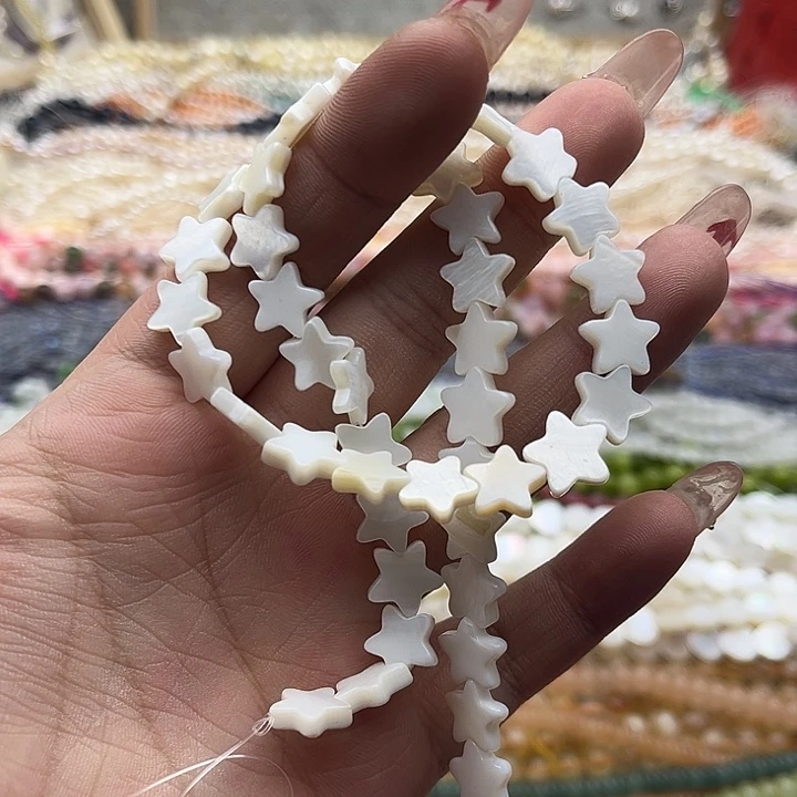 玛瑙/玉髓珠宝半成品未镶嵌一条10mm左右白贝五星