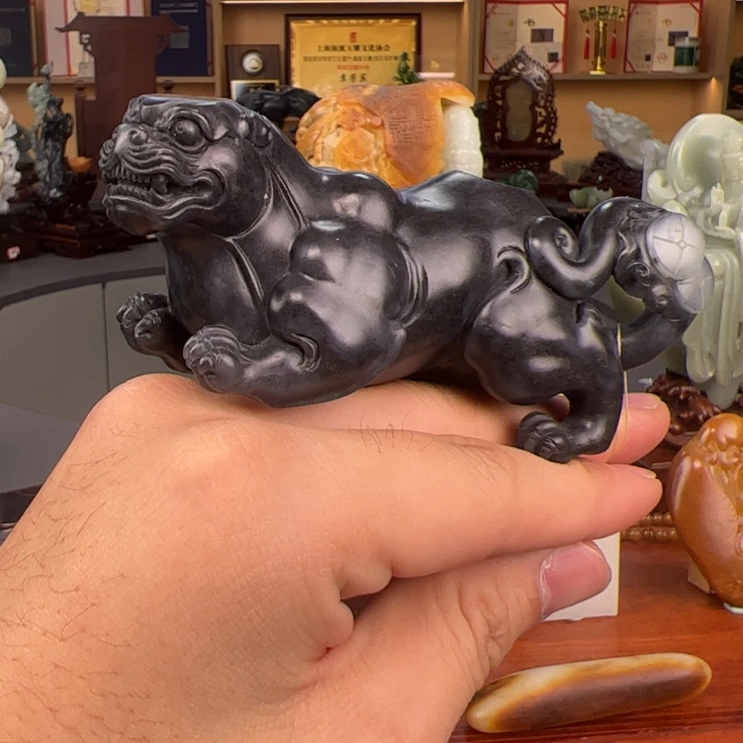 鲁***缘和田玉未镶嵌挂件