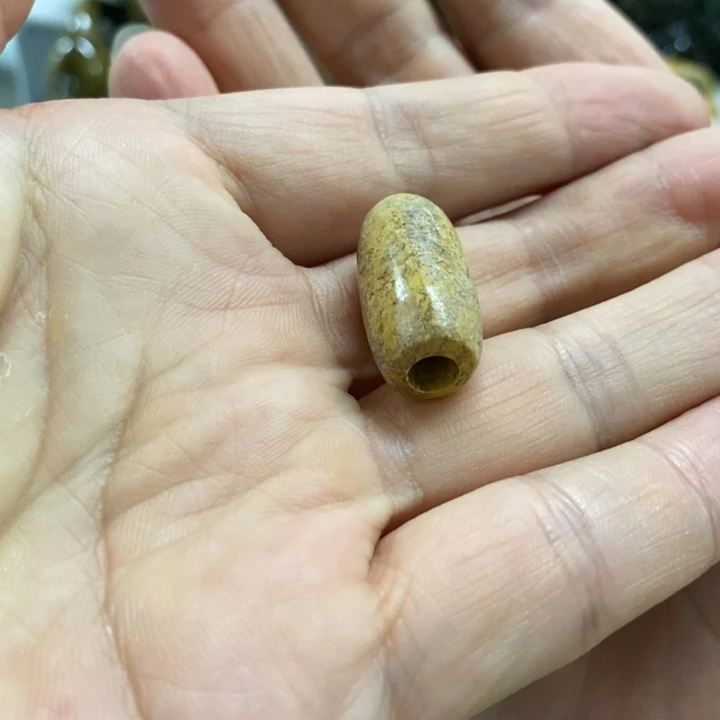 手链未镶嵌岫岩河磨玉（透闪石质玉）