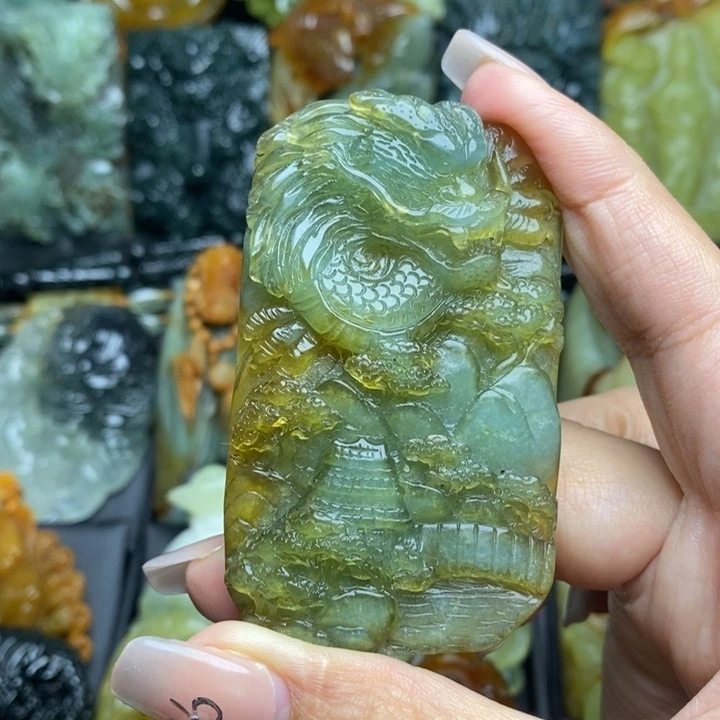 ****祥蛇纹石玉未镶嵌颈饰
