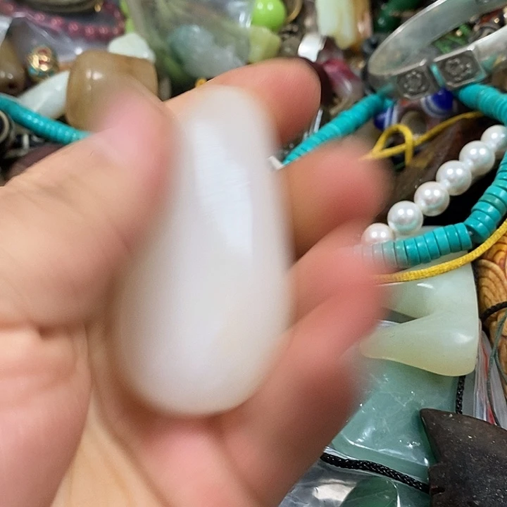 滴血莲花菩提吊坠