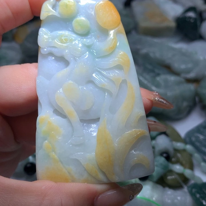 翡翠未镶嵌颈饰保真天然A货翡翠