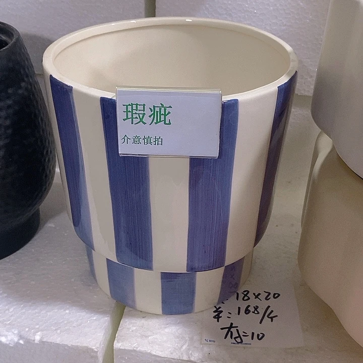 摆件多肉瑕疵盆有孔