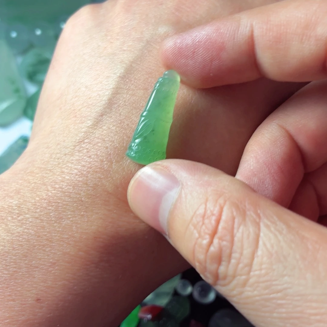 定制翡翠未镶嵌包工包