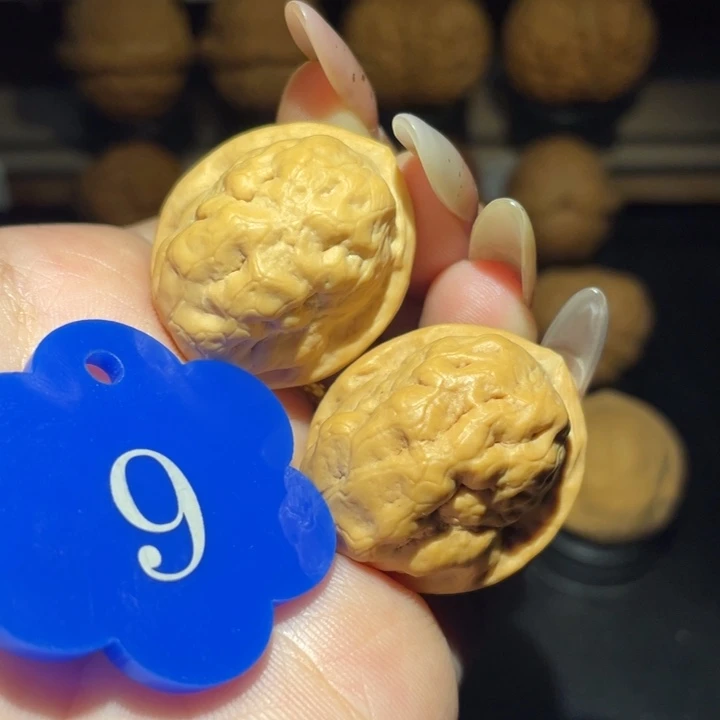 疙瘩包27尺寸核桃