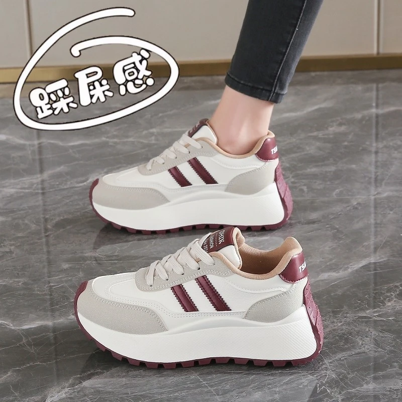 女鞋踩屎感阿甘运动鞋女款2025新款夏季软底跑步鞋34码厚底老爹鞋