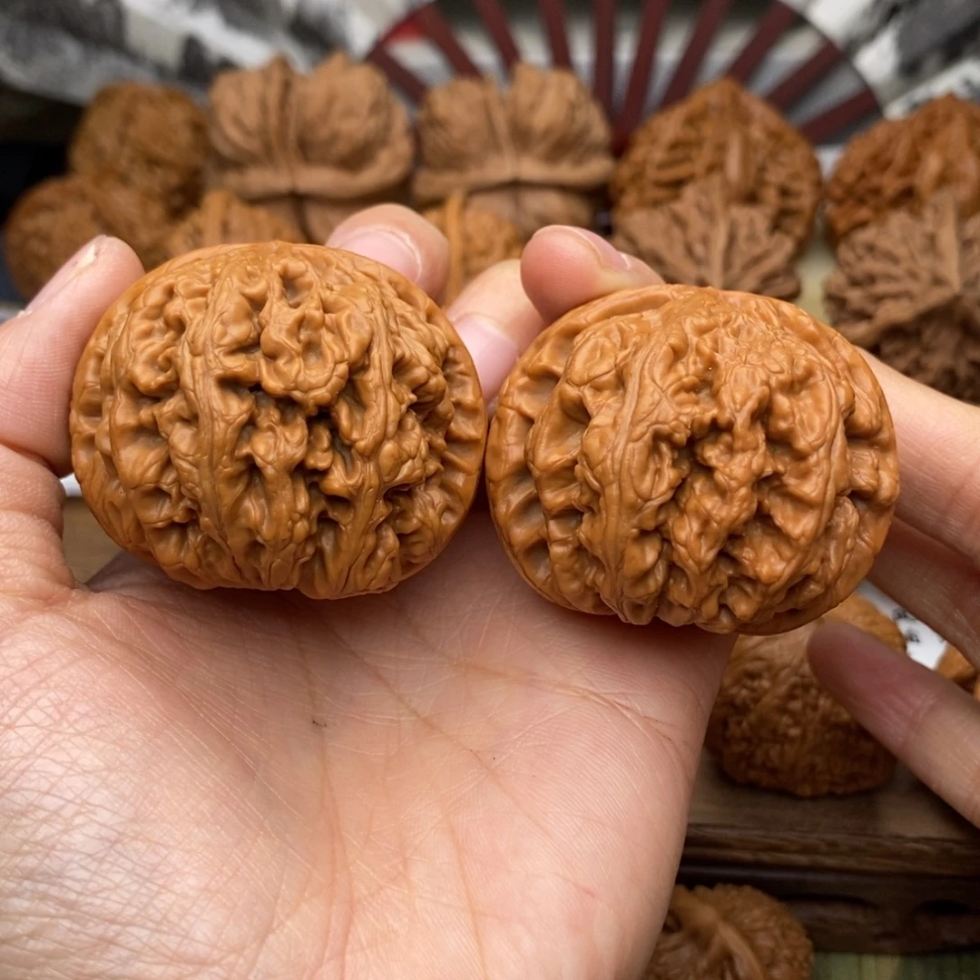 文玩核桃把件684号45粗筋