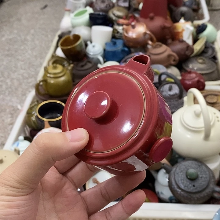 陶瓷艺术品及陶瓷壶