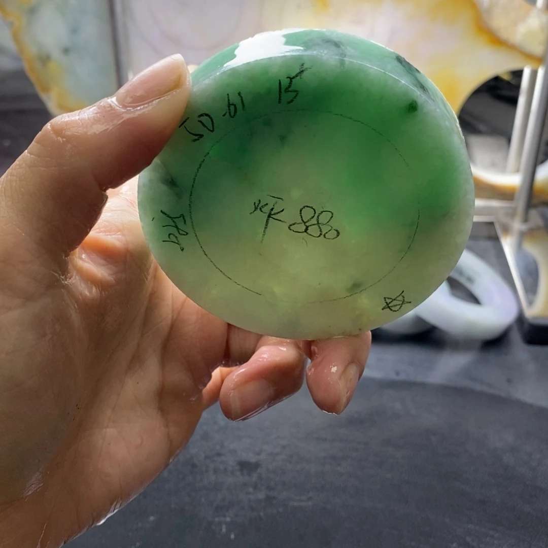 定制翡翠正未镶嵌