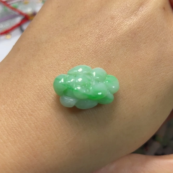 翡翠未镶嵌手绳79999999