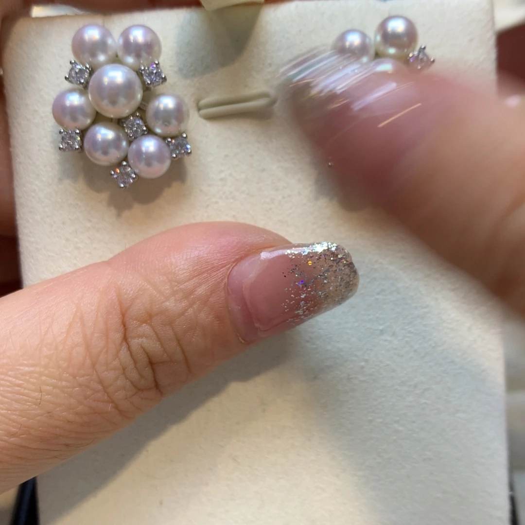 未镶嵌淡水珍珠耳饰