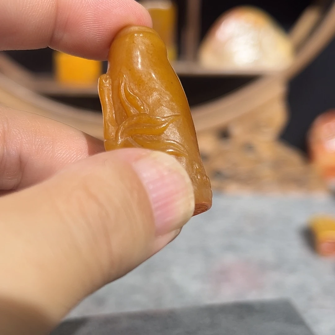 寿山石印石是是山山水水