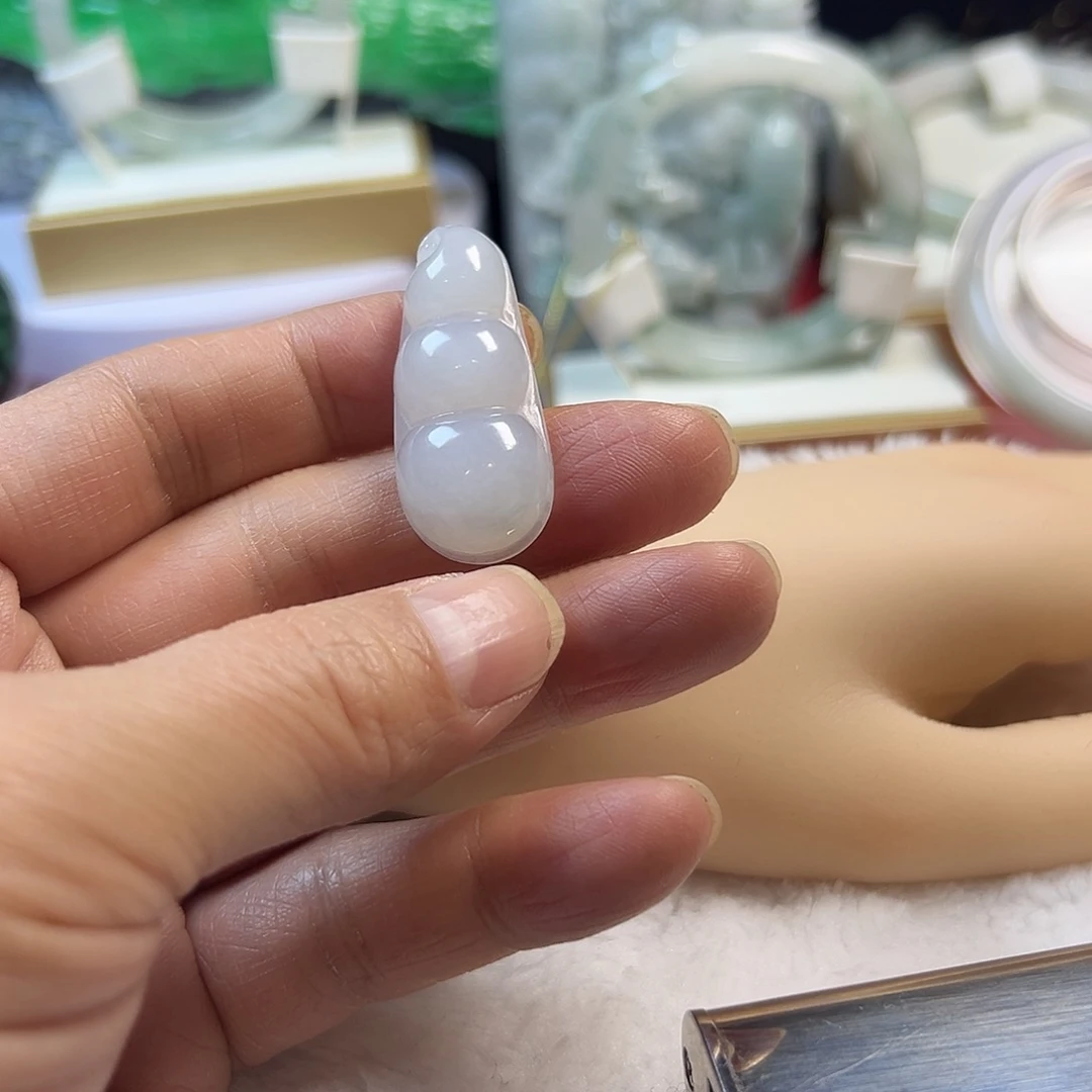 颈饰未镶嵌翡翠福豆