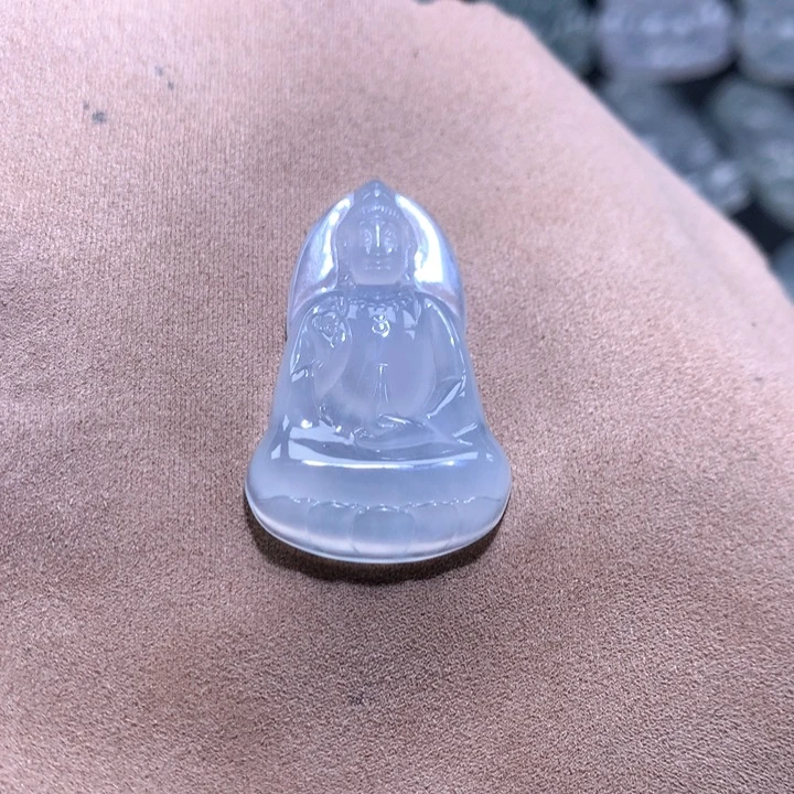 翡翠未镶嵌颈饰缅甸翡翠