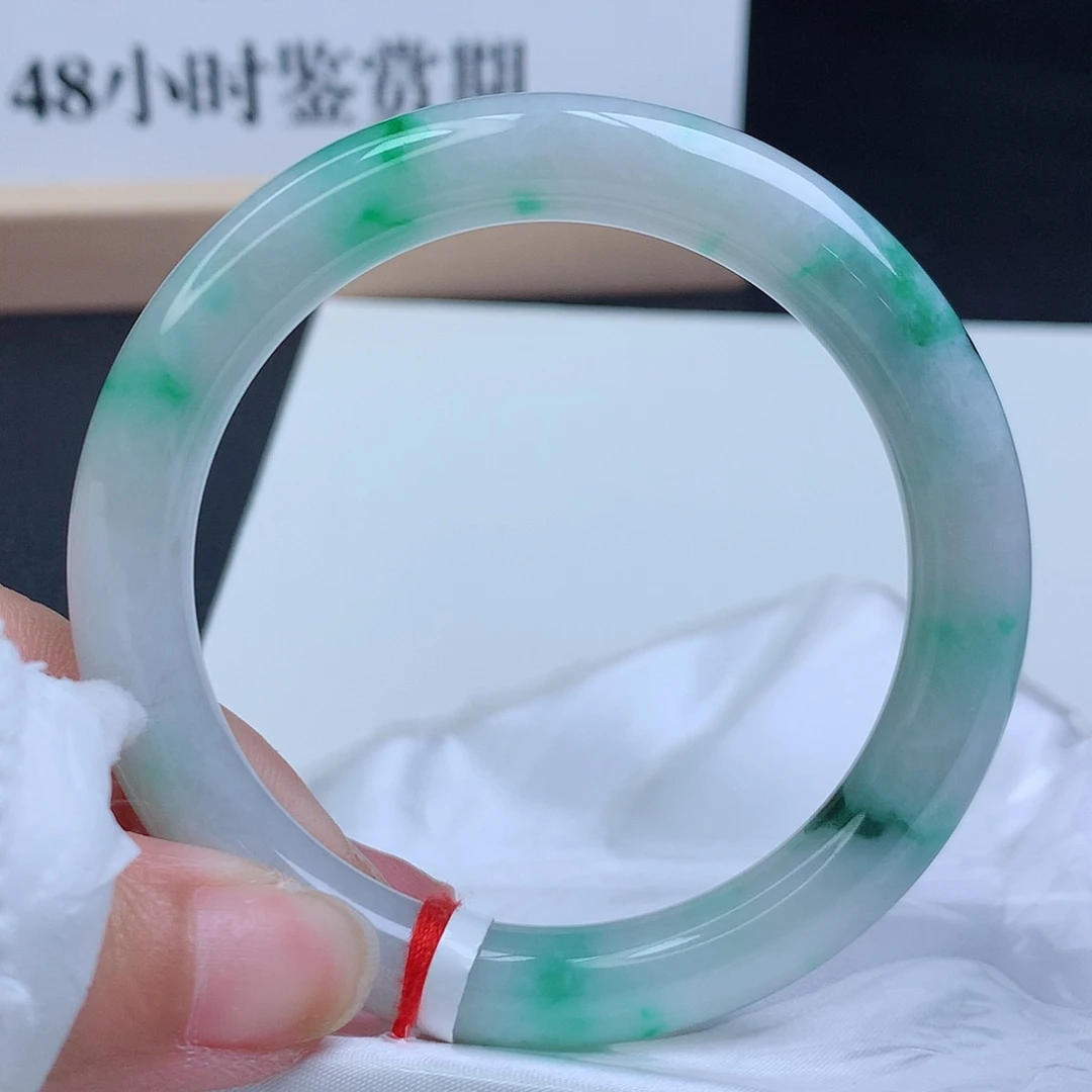 翡翠手镯未镶嵌55.4圈口