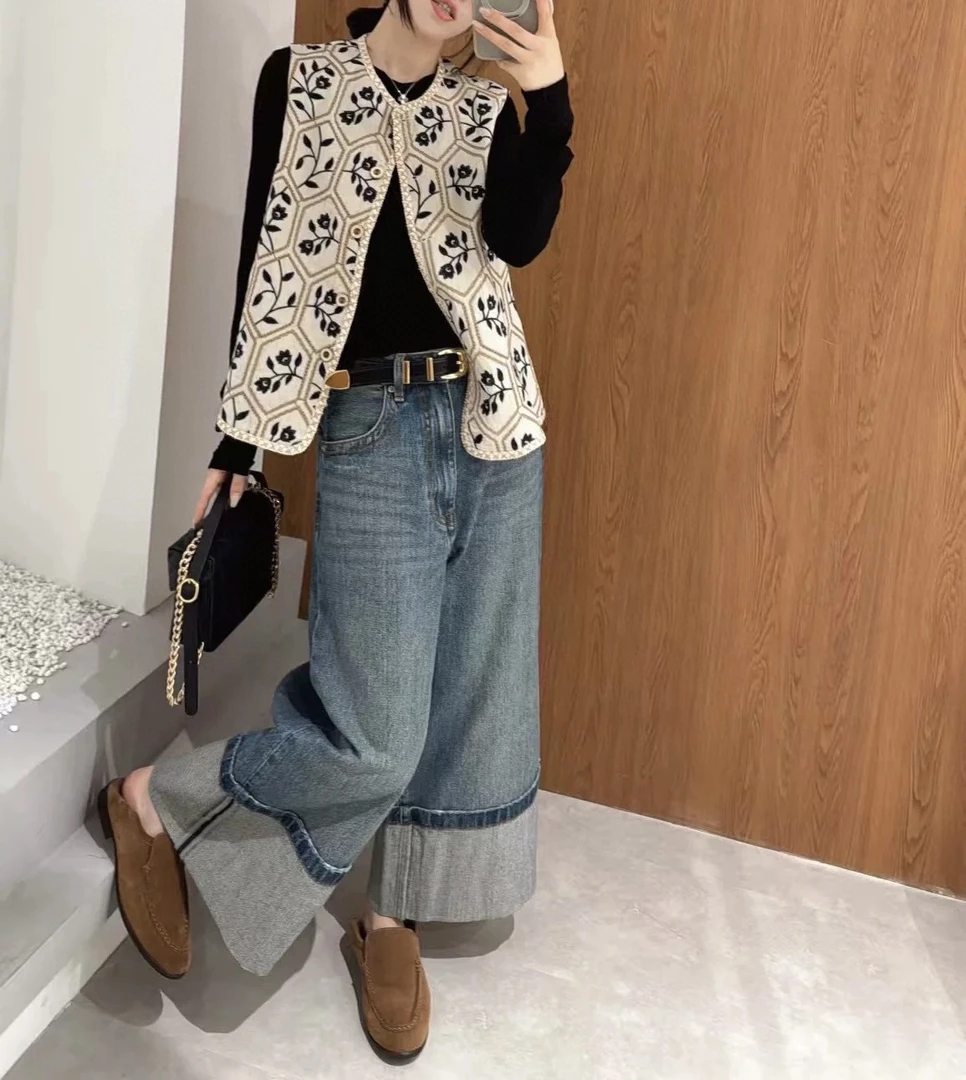 25年春新款波西米亚风刺绣马甲女