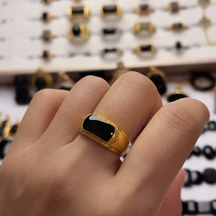 翡翠18K金镶嵌戒指翡翠