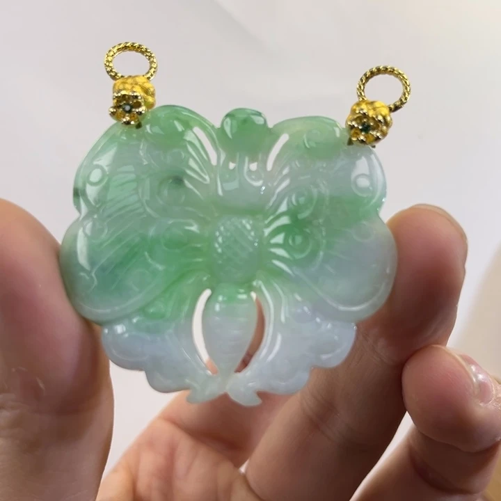 翡翠吊坠(赠链)未镶嵌代编织