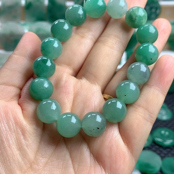 未镶嵌石英质玉珠宝半成品