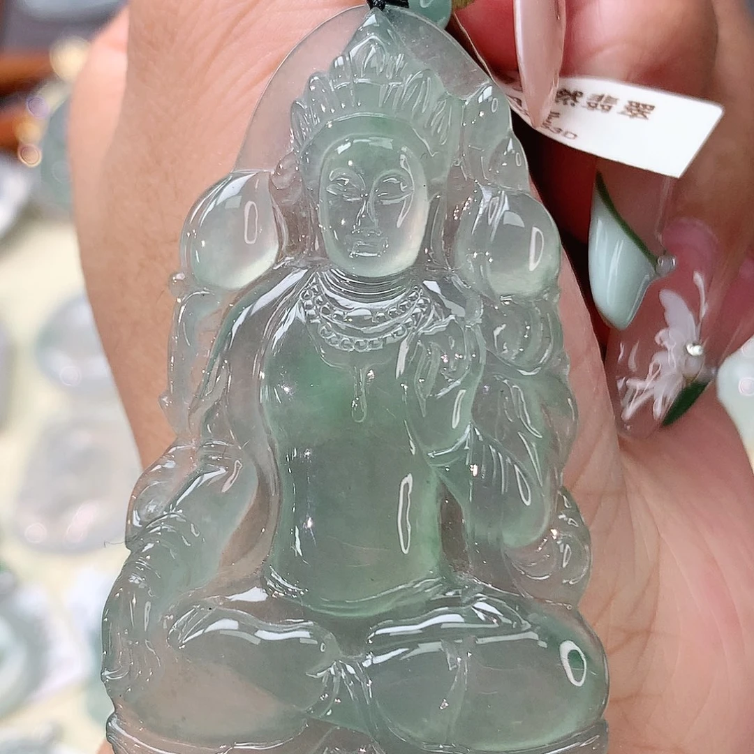 翡翠未镶嵌颈饰度母