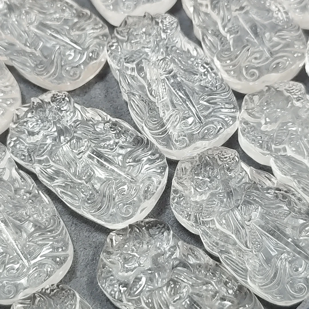 【书记甄选】天然白水晶将军狐雕刻吊坠 多样性发一件 001JYGD