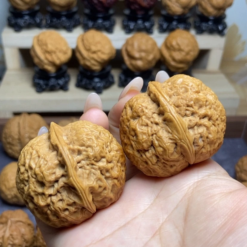 【闪购商品】桃核吊坠18…龙鳞元宝45mm