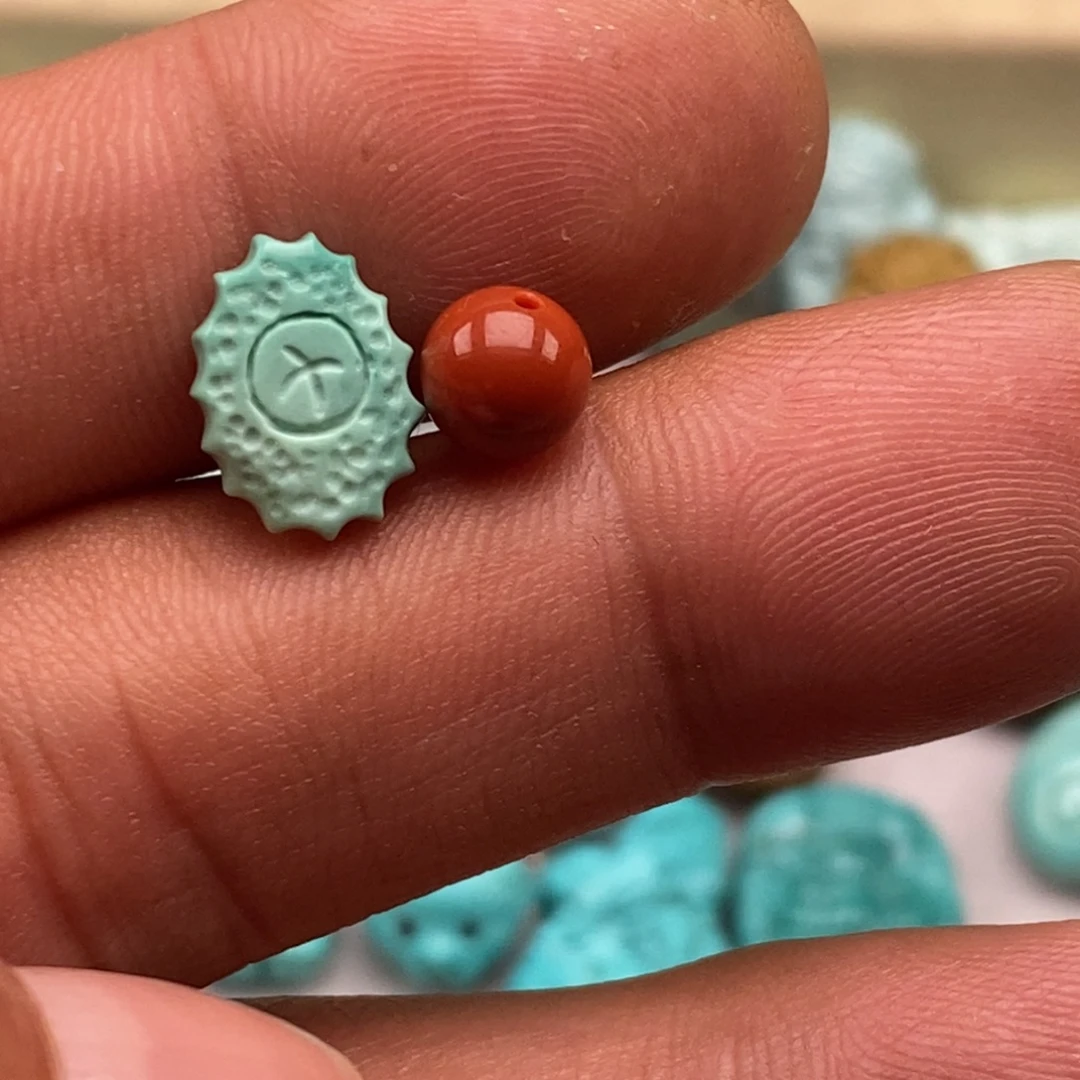 南红玛瑙未镶嵌珠宝半成品